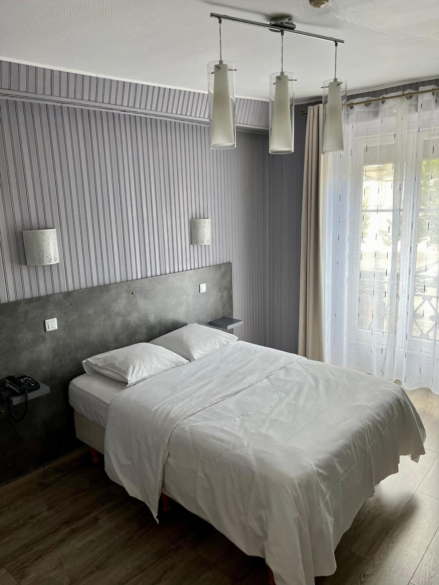 Le Relais De La Poste Hotel ปิติวิเยร์ ภายนอก รูปภาพ